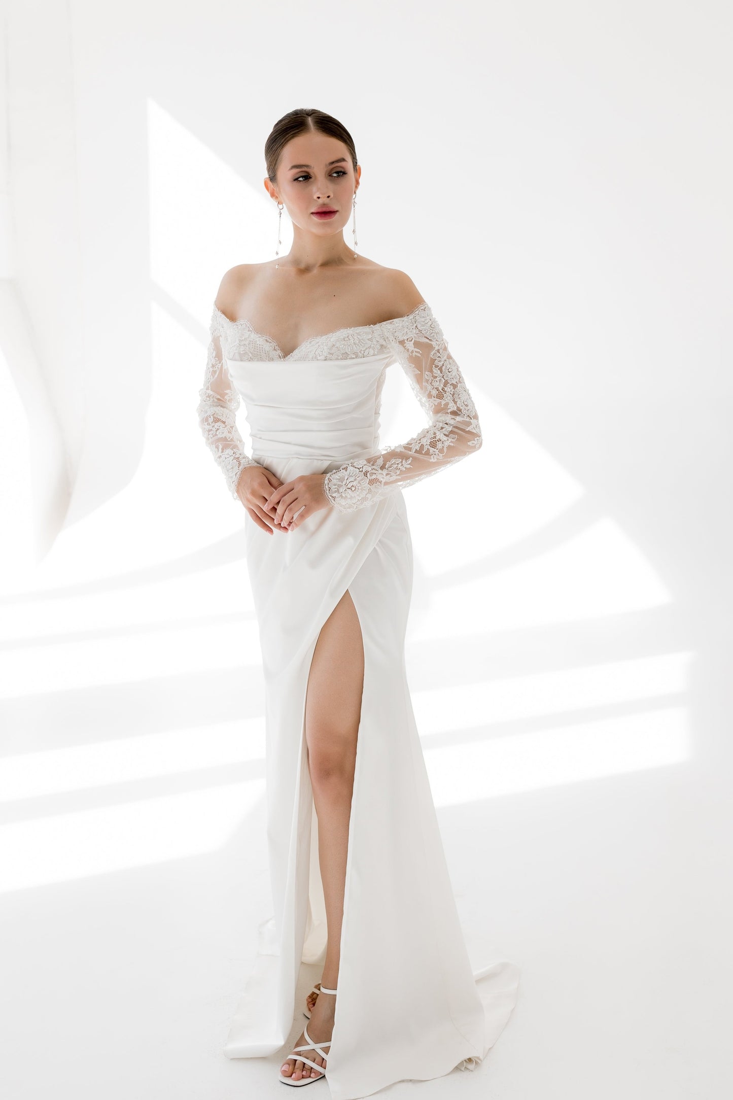 Modern wedding dress with attached lacy sleeves DAVOS