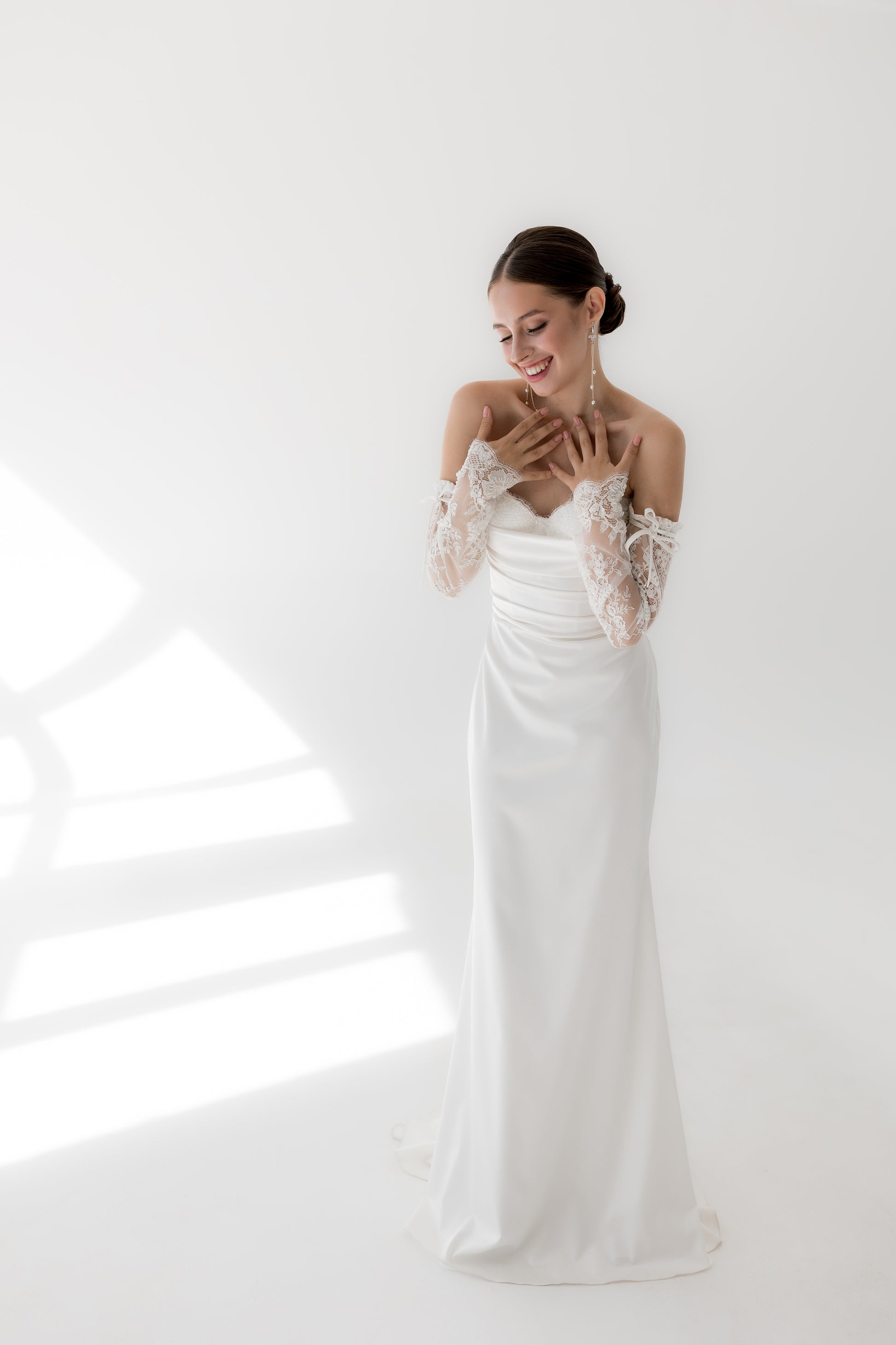 Modern wedding dress with attached lacy sleeves DAVOS