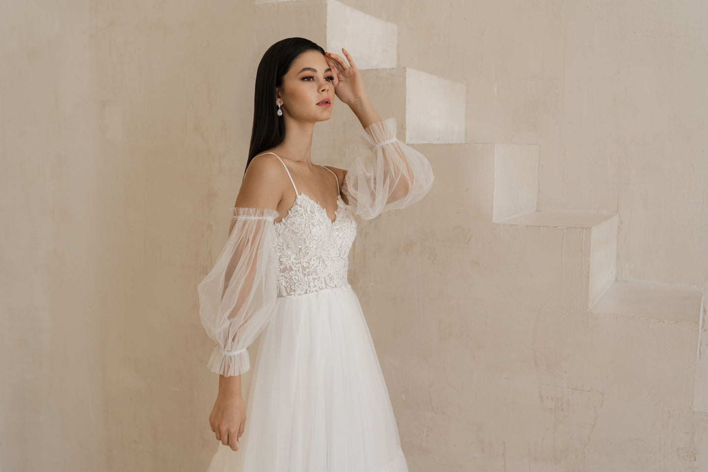 Delicate Backless Long Sleeves Wedding Dress FOLIGNO | ETHEREAL BY OLIVIA