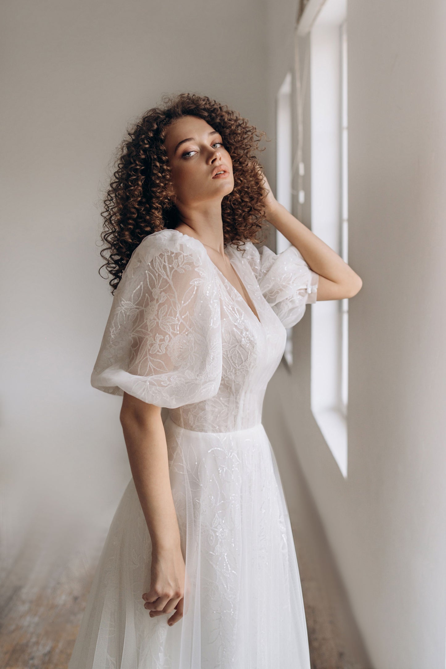 Lacy V-Neck Bulky Sleeves Wedding Dress LONDON | ETHEREAL BY OLIVIA