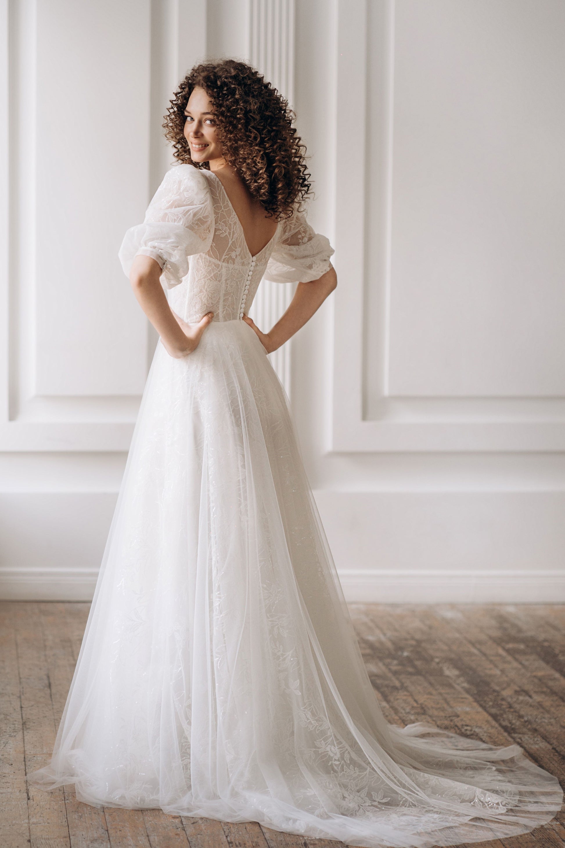 Lacy V-Neck Bulky Sleeves Wedding Dress LONDON | ETHEREAL BY OLIVIA